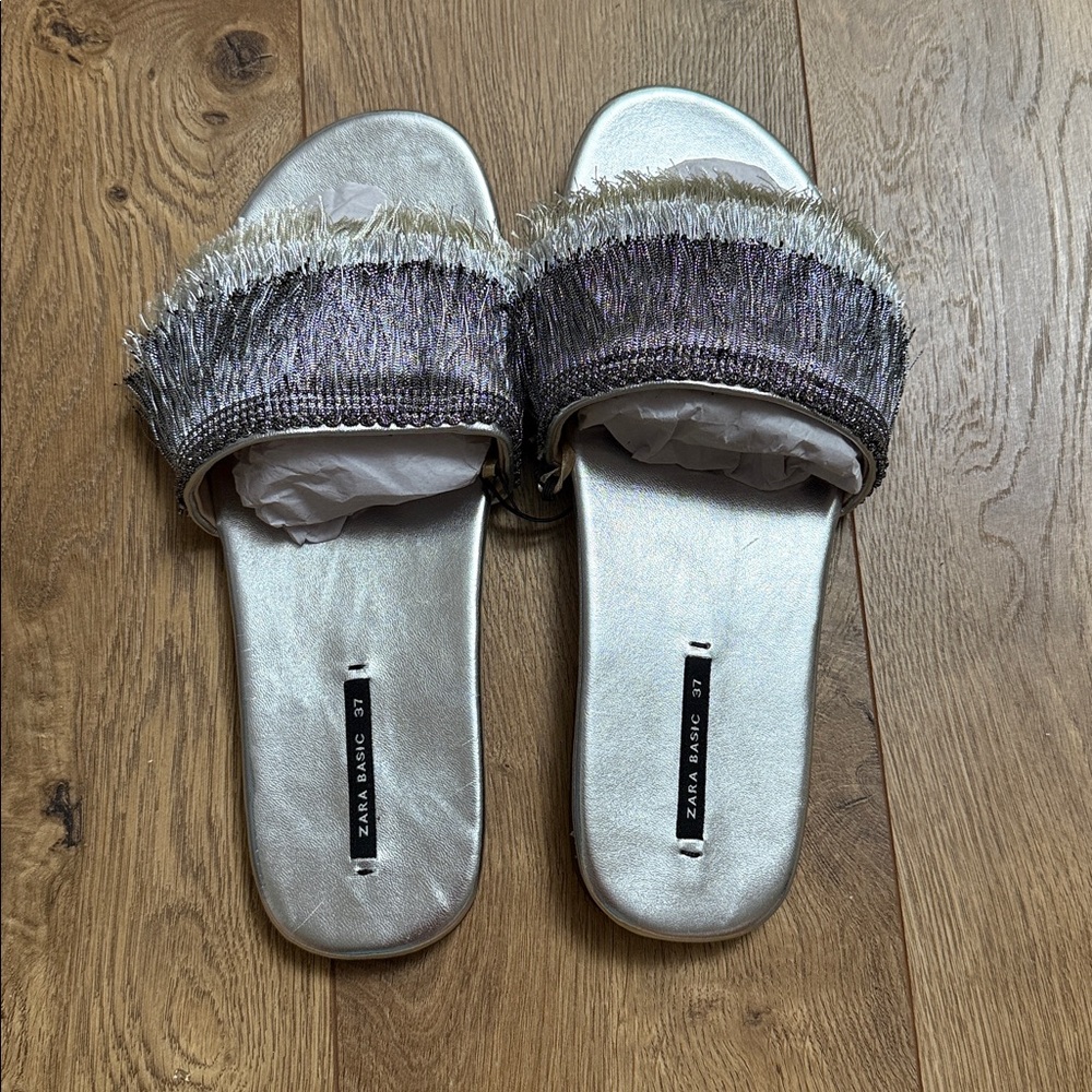 Zara size 37 Metallic Silver Slide Sandals